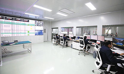 央媒持續(xù)關(guān)注 虹潤(rùn)再增信心--新華社客戶(hù)端專(zhuān)題報(bào)道巜福建順昌虹潤(rùn)儀表的國(guó)產(chǎn)化之路》，生動(dòng)描述虹潤(rùn)公司近年走過(guò)的成功之路